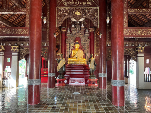 Obraz na płótnie Wat Pan Sao Buddhist temple in Chiang Mai w salonie