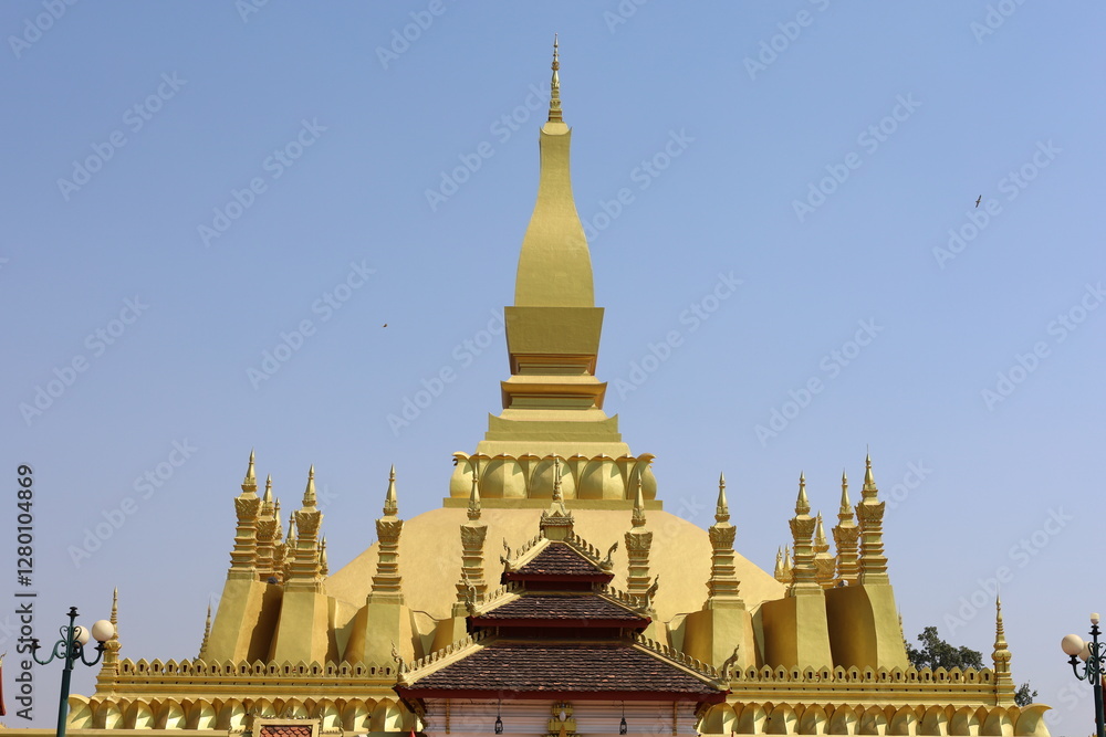 Fototapeta premium That Luang Stupa Vientiane Laos