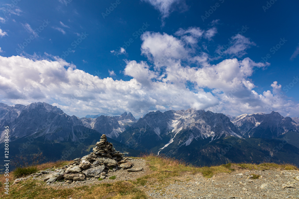 Obraz premium Sexten dolomites in a summer day