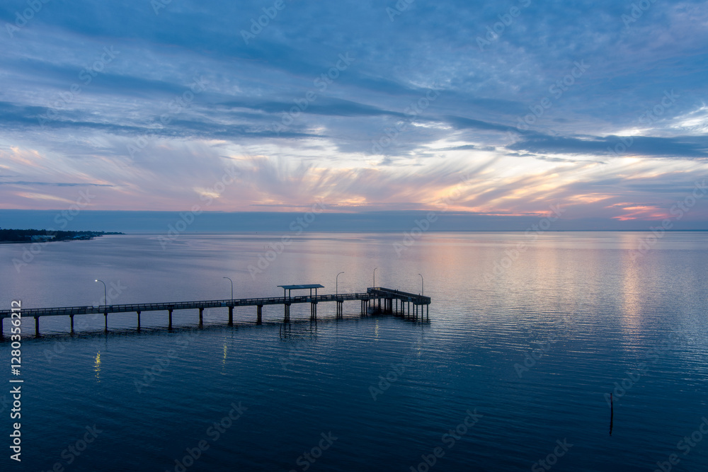 Fototapeta premium Fairhope, Alabama pier at sunset