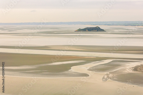 Tranquil Tides of Mont Saint-Michel