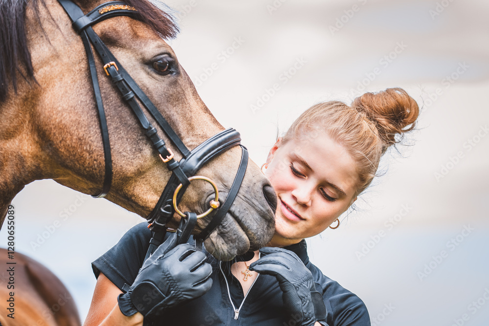 Obraz premium Reiterin mit Pferd