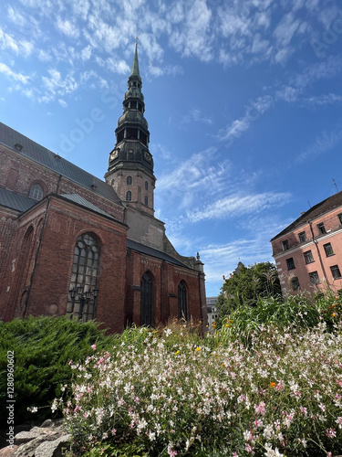 Obraz na płótnie St. Peter's Church in the city Riga w salonie