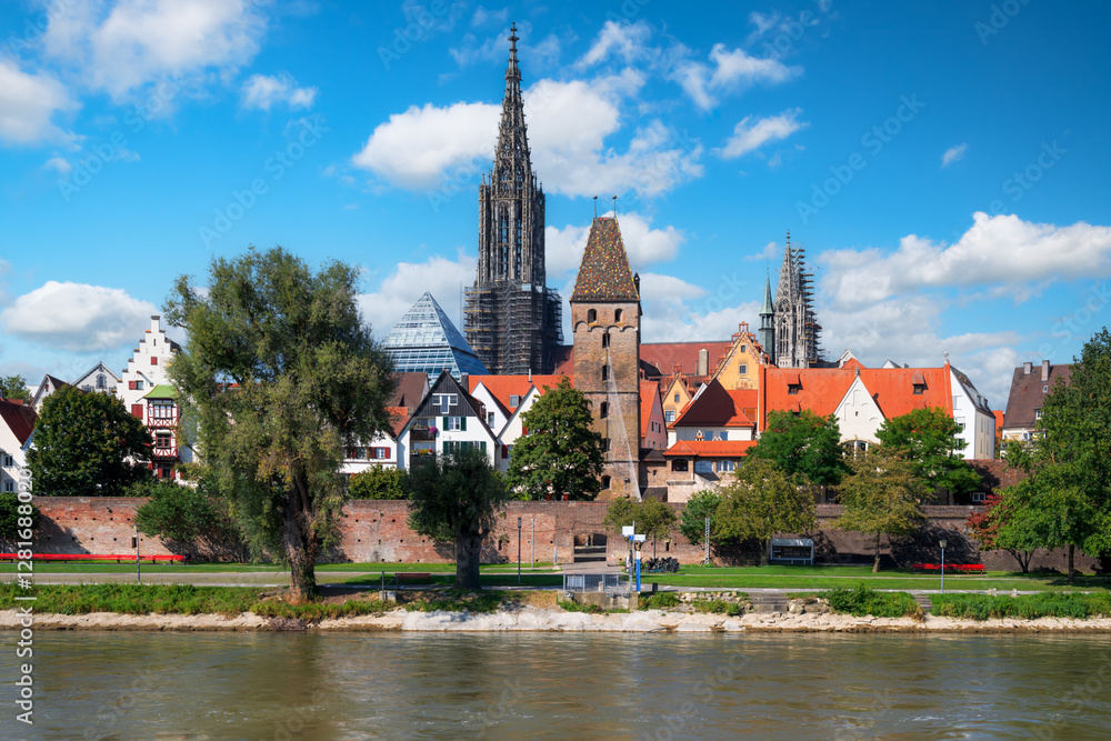 Ulm cathedral and the Metzgerturm tower in Ulm