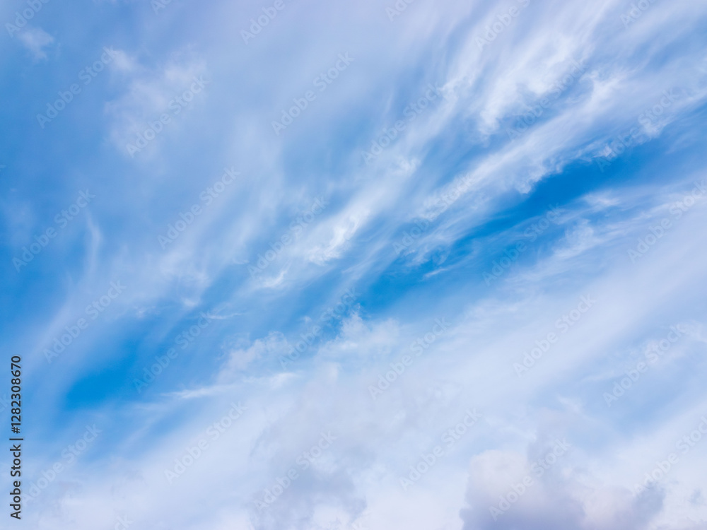 Fototapeta premium 冬の青空と雲115