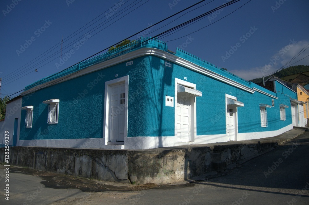 Un estado en su mayoria rural,con una arquitectura que evoca el pasado colonial. Un estado en su mayoria rural,con una arquitectura que evoca el pasado colonial.