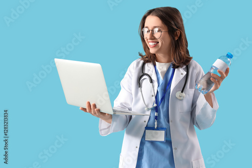 Female doctor with bottle o...