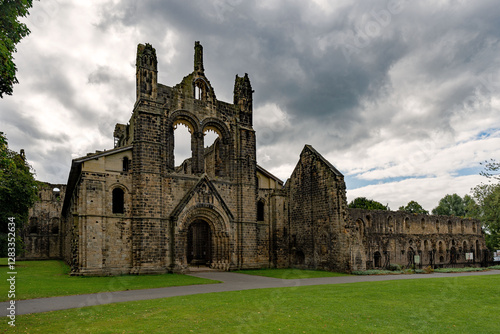 Obraz na płótnie Die Ruine der Kristall Abbey in Leeds in West Yorkshire in England w salonie