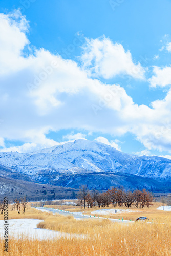 冬の長者原　やまなみハイウェイ　大分県玖珠郡　Chojabaru in winter. Yamanami Highway. Oita Pref, Kusu-gun. photo