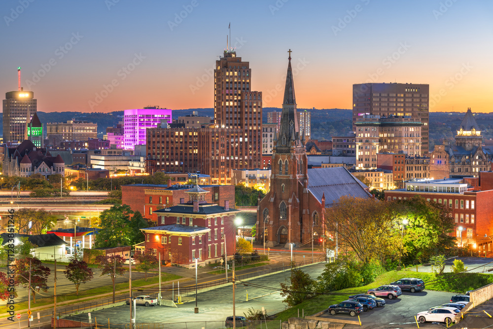 Fototapeta premium Syracuse, New York, USA Town Skyline