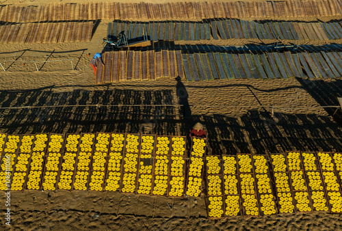 Drying rice paper photo