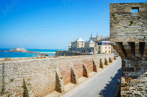 Obraz na płótnie Beautiful street of old town Saint-Malo, Bretagne, France w salonie