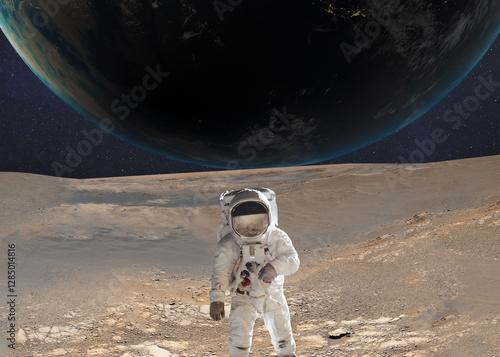 Obraz na płótnie An astronaut in a spacesuit stands on the Martian surface, with Earth visible in the background against a starry sky. Elements of this 3D rendered illustration where furnished by NASA. w salonie