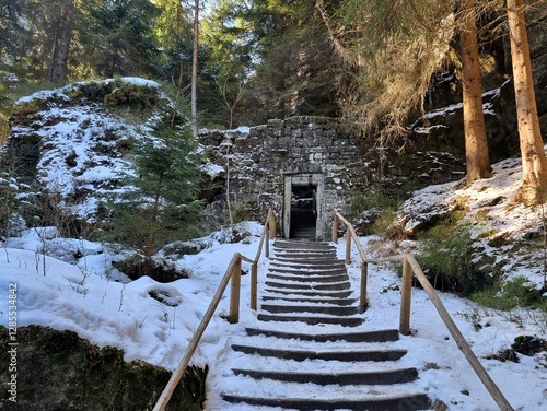 Obraz na płótnie Adrspach-Teplice Rocks in winter w salonie