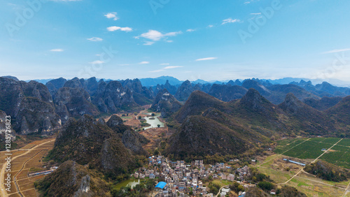 Obraz na płótnie Rural scenery and karst landforms in Hezhou, Guangxi, China w salonie