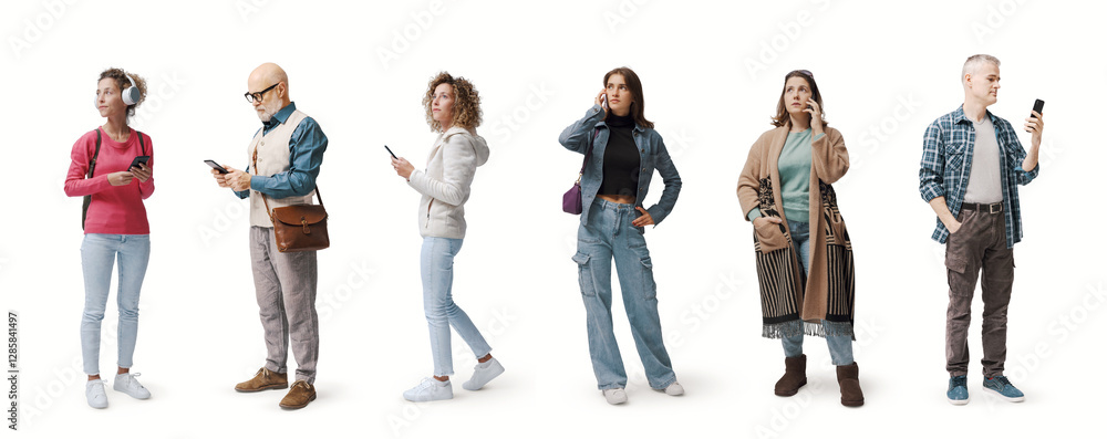 Obraz premium Group of ordinary people using their smartphones