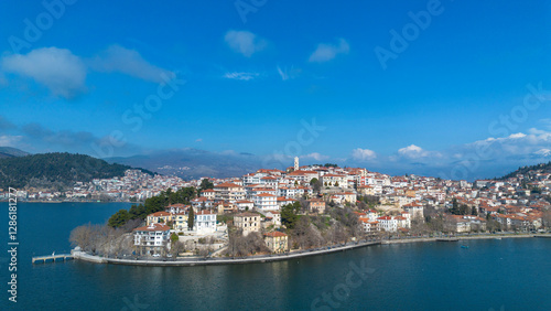 Obraz na płótnie Aerial view of the city of Kastoria and Lake Orestiada in north Greece. w salonie