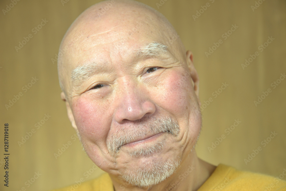 Obraz premium 髭面の老人の笑顔