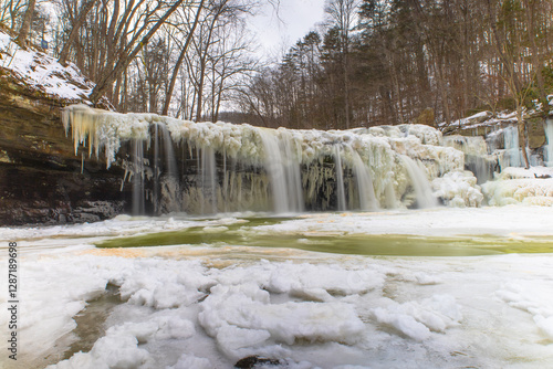 Wallpaper Mural Brush Creek Falls frozen in winter Torontodigital.ca