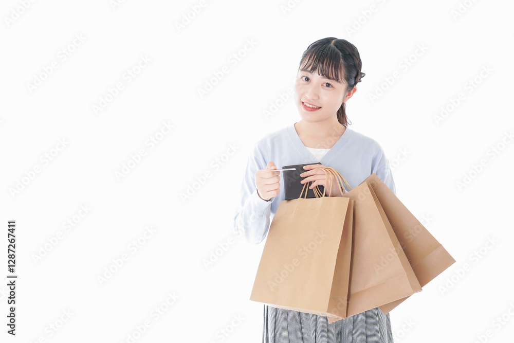 ショッピングを楽しむ若い女性