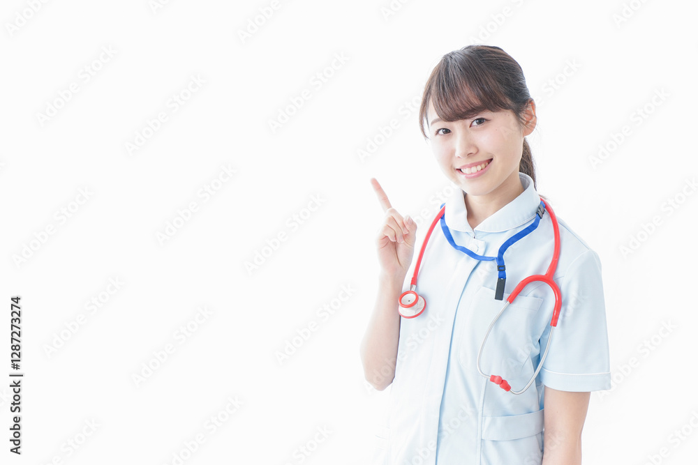 笑顔の若い看護師 笑顔の若い看護師