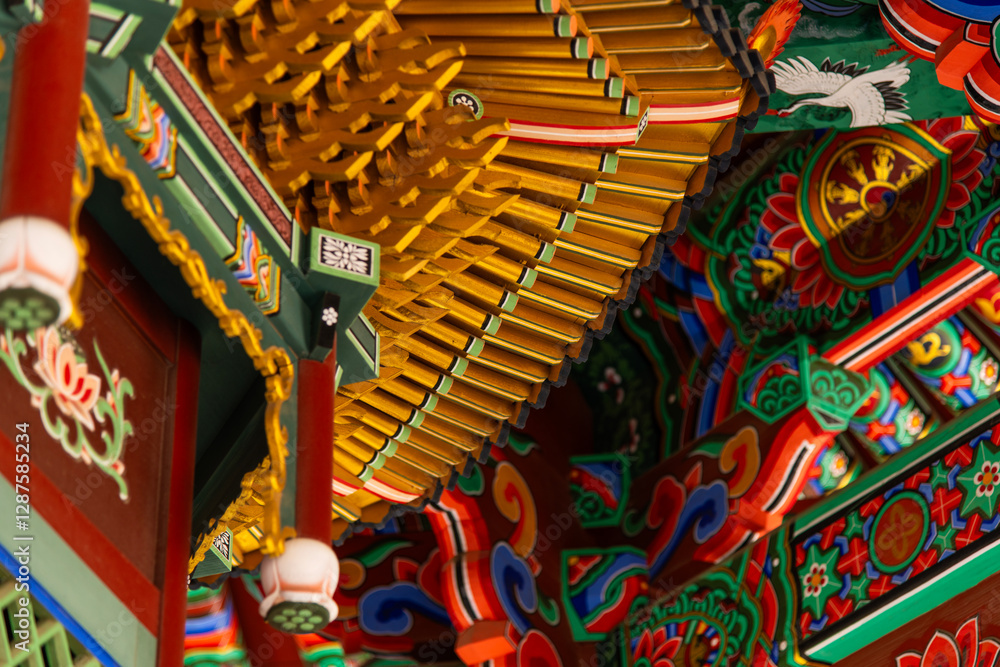 interior of the Buddhist temple building