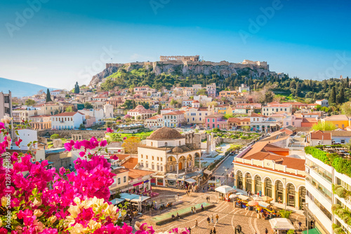 Fototapeta Naklejka Na Ścianę i Meble -  Skyline of Athenth with Moanstiraki square and Acropolis hill, Athens Greece
