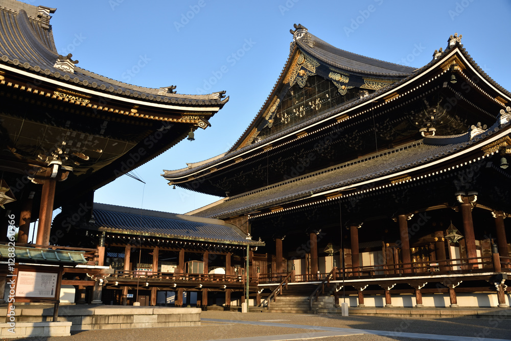 Fototapeta premium 東本願寺 御影堂【重要文化財】