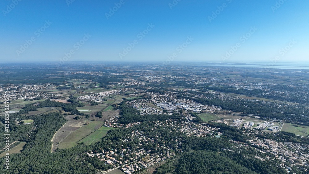 Fototapeta premium village de Montferrier-sur-Lez près de Montpellier