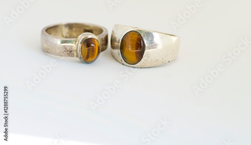 фотографія TigerEye stone rings