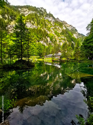 petit lac de montagne