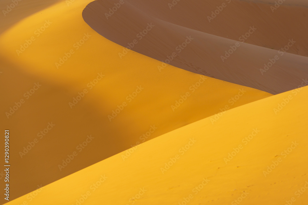 Sand dunes pattern in Merzouga