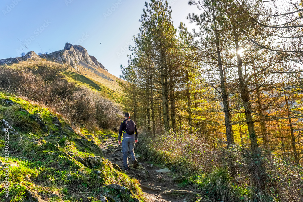 Fototapeta premium Trekking adventure through scenic mount txindoki trail