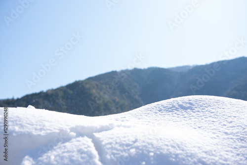 Wallpaper Mural 冬山と雪イメージ Torontodigital.ca