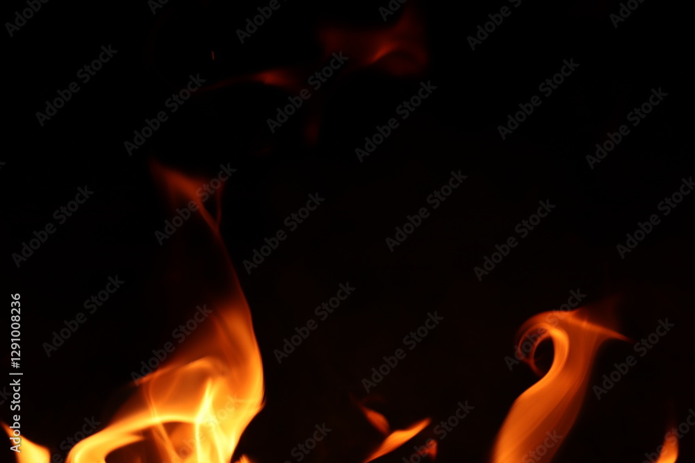 Fototapeta premium fiamme in un camino