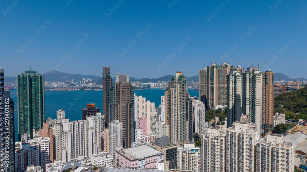 Obraz premium Feb 9 2025 Panoramic View of Hong Kong Skyline and Victoria Harbour