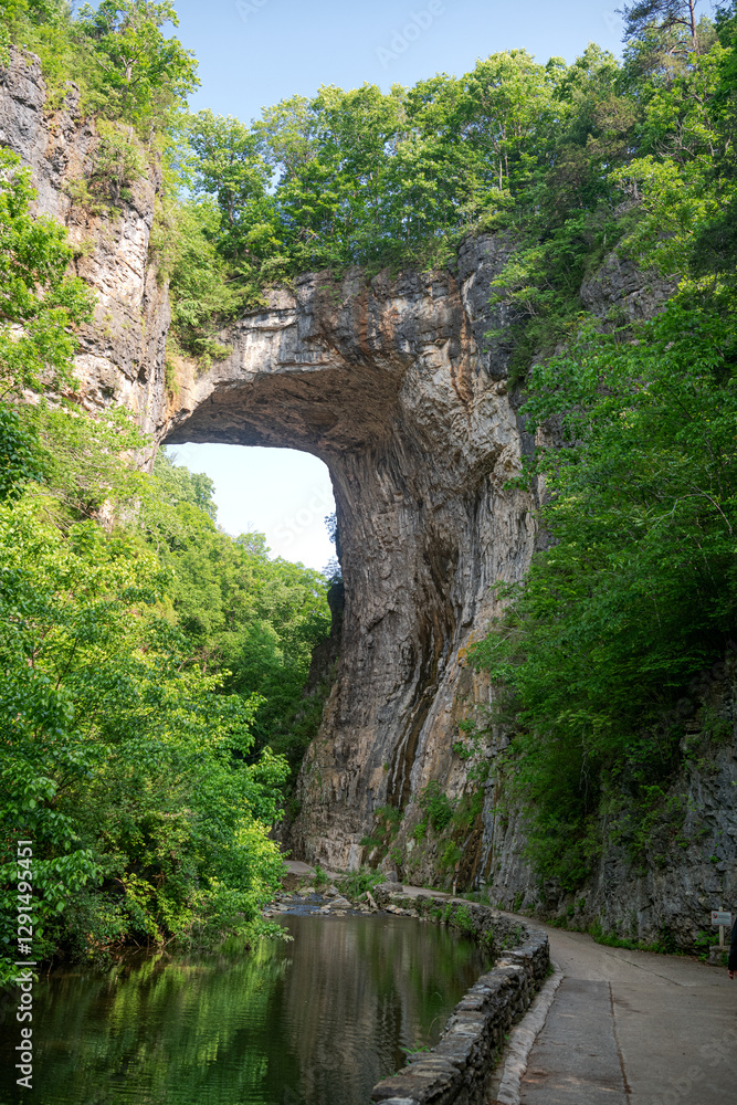 Natural bridge in the Virginia state reserve. Natural Bridge State Park. A work of nature that attracts tourists. Natural bridge in the Virginia state reserve. Natural Bridge State Park. A work of nature that attracts tourists.