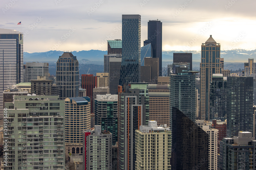 Fototapeta premium Seattle Skyscrapers Sunset