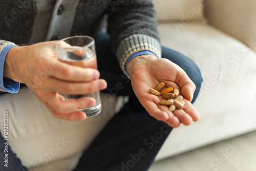 Принти на полотні Hands with pills
