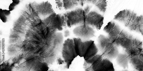 Fotografía Monochrome Dye In Water. Dark Oil Paints Art.
