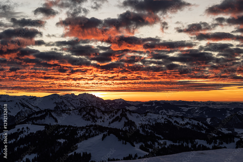 Fototapeta premium Abendrot über Allgäuer Alpen