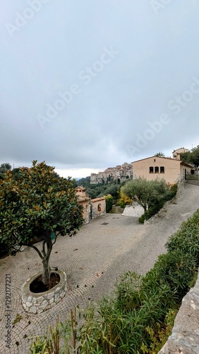 Obraz na płótnie TOURRETTES-SUR-LOUP (Alpes-Maritimes) w salonie