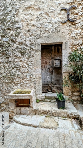 Obraz na płótnie TOURRETTES-SUR-LOUP (Alpes-Maritimes) w salonie