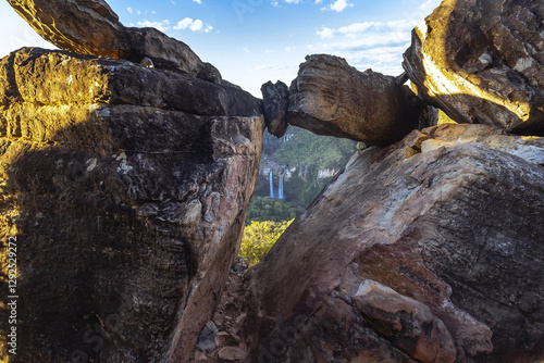 cachoeira na Vila de São Jorge, cidade de Alto Paraiso de Goiás, Estado de Goiás, região da chapada dos Veadeiros