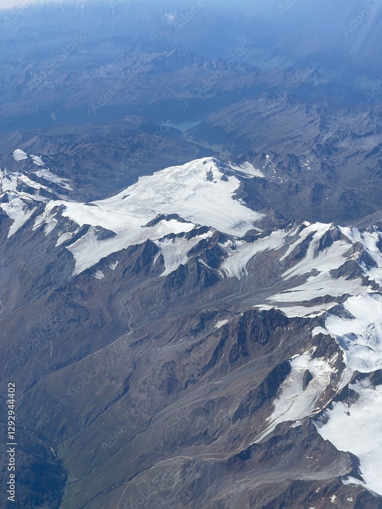 Obraz premium snow covered mountains