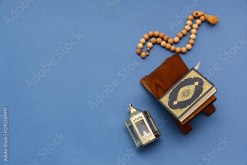 Rehal with Koran, fanoos an...