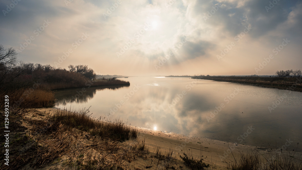 Obraz premium the river Po inside its Veneto side Delta during a winter season, Rovigo, Italy