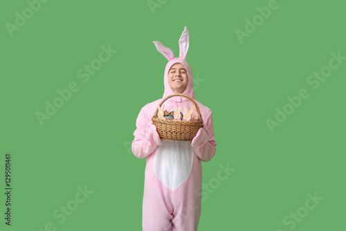 Happy young man in Easter b...