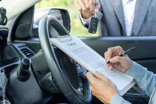 Wallpaper Mural lease, rental car, sell, buy. Dealership send contract and car keys to new owner to sign. Sales, loan credit financial, rent vehicle, insurance, renting, Seller, dealer, installment, car care business Torontodigital.ca