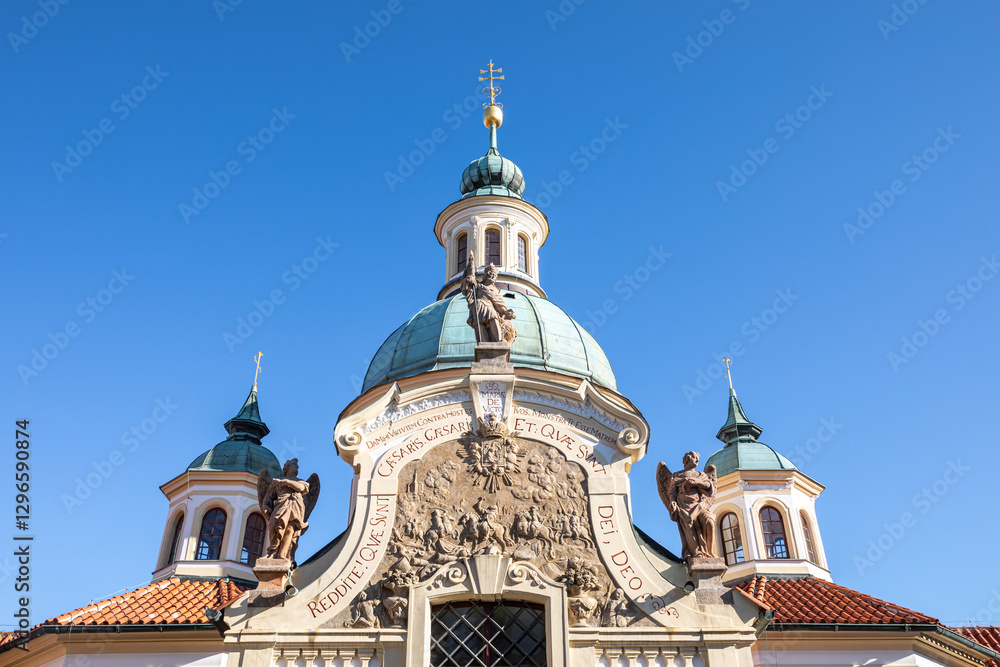 Obraz premium Prag Bila Hora, Church and monastery